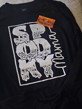 George Black Long Sleeve Graphic Tee with White 'Spooky Mama' Print